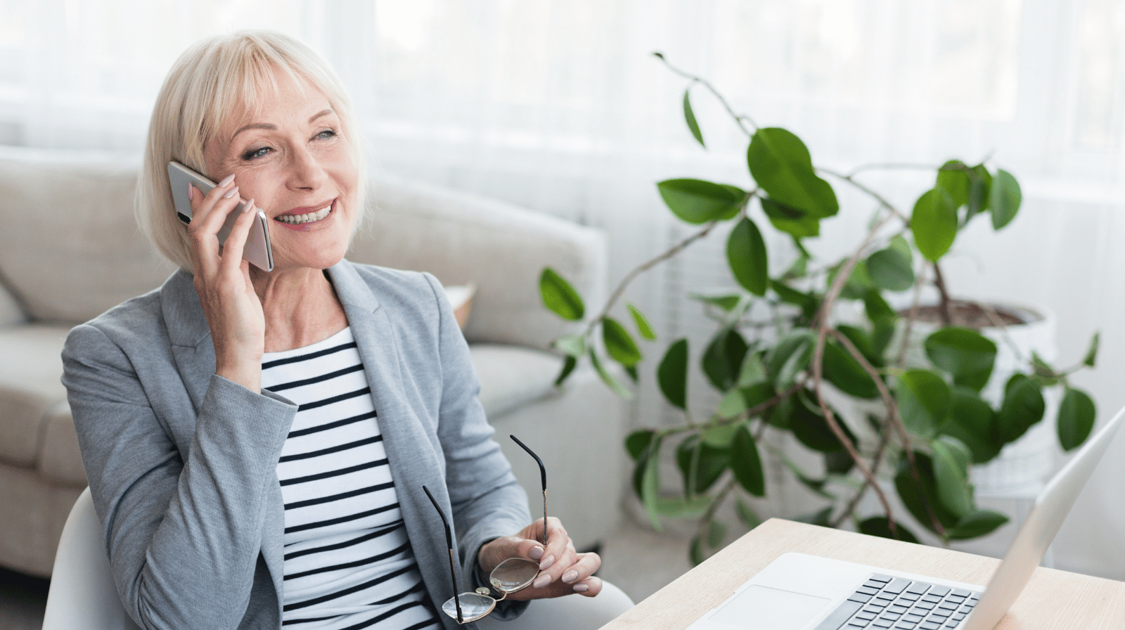 Glas koji leči stres: Nauka potvrdila da poziv sa mamom smanjuje nivo kortizola